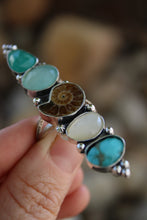 Load image into Gallery viewer, Ocean Dip Ring
